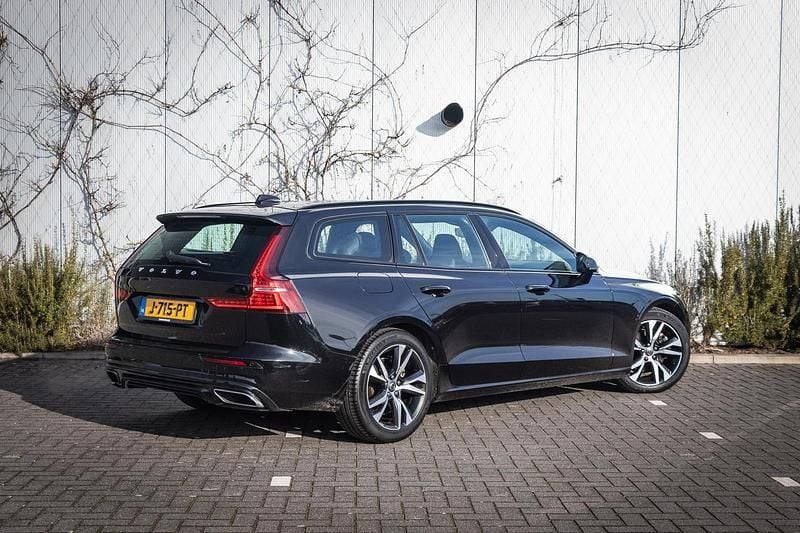 Occasion Volvo V60 R-Design 2020 Zwart Stationwagen