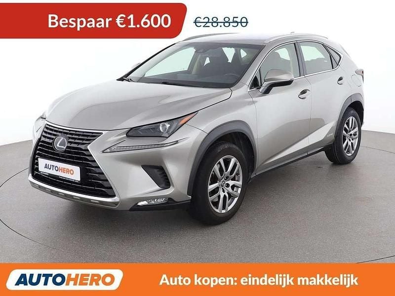 Beige Occasion 2018 Lexus NX300h E-FOUR SUV | € 27.449 (Goede deal) - Afbeelding 1/3