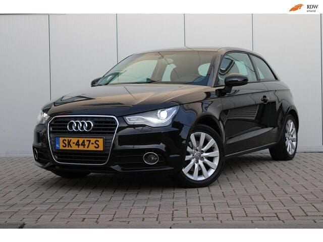 Zwart (metallic) Occasion 2013 Audi A1 Premium Plus Hatchback | € 8.450 (Goede deal) - Afbeelding 1/4