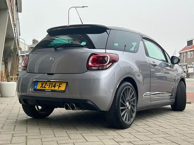 Occasion DS Automobiles DS3 Performance 110 PK (80 kW) 2019 Grijs (metallic) Hatchback