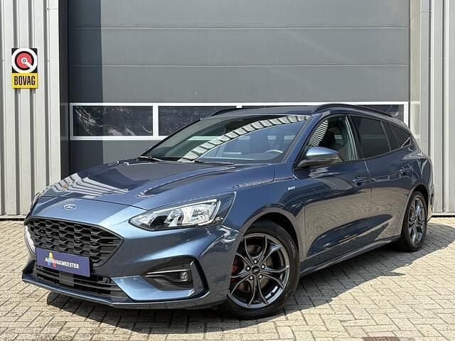 Blauw, metallic lak Gebruikt 2019 Ford Focus Business Edition Stationwagen | € 17.950 (Eerlijke prijs) - Afbeelding 1/4