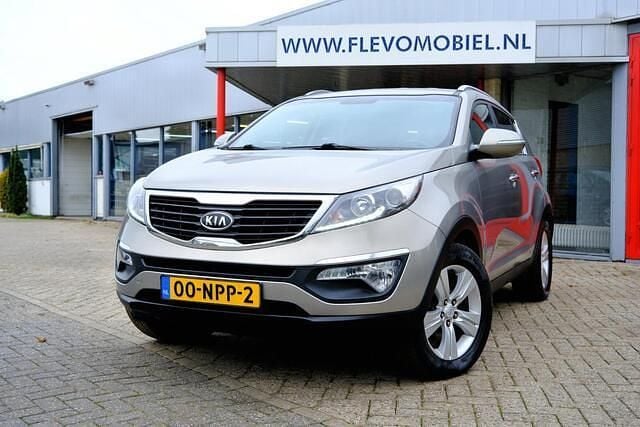 Grijs Gebruikt 2011 Kia Sportage Plus SUV | € 8.750 (Goede deal) - Afbeelding 1/4