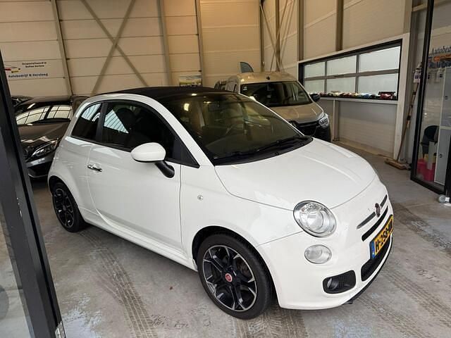Wit Occasion 2014 Fiat 500C Rock Cabriolet | € 8.250 (Eerlijke prijs) - Afbeelding 1/4