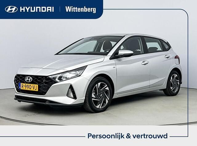 Grijs Gebruikt 2023 Hyundai i20 Comfort Hatchback | € 18.400 (Goede deal) - Afbeelding 1/3