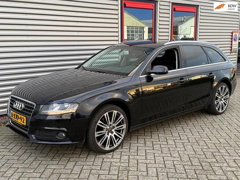 Zwart Occasion 2010 Audi A4 Proline Stationwagen | € 5.199 (Iets duurder) - Afbeelding 1/4