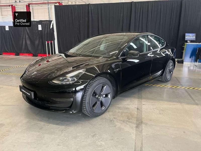 Zwart Gebruikt 2021 Tesla Model 3 Long Range Sedan | € 29.400 (Iets duurder) - Afbeelding 1/4