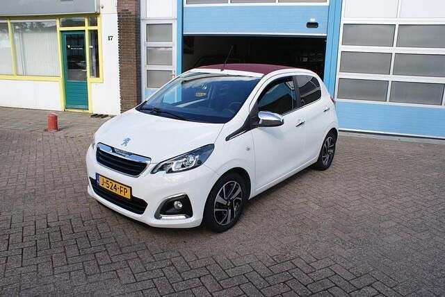 Wit Gebruikt 2015 Peugeot 108 Allure Hatchback | € 6.950 (Eerlijke prijs) - Afbeelding 1/4