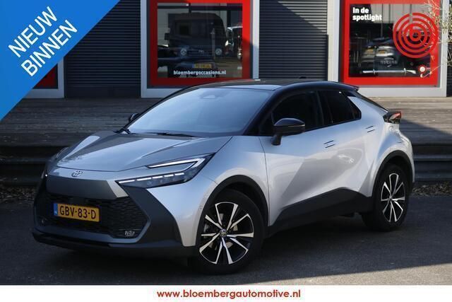 Grijs Gebruikt 2024 Toyota C-HR Edition SUV | € 35.499 (Goede deal) - Afbeelding 1/4