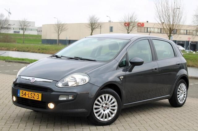 Grijs Gebruikt 2010 Fiat Punto Evo Dynamic Hatchback | € 3.999 (Eerlijke prijs) - Afbeelding 1/4