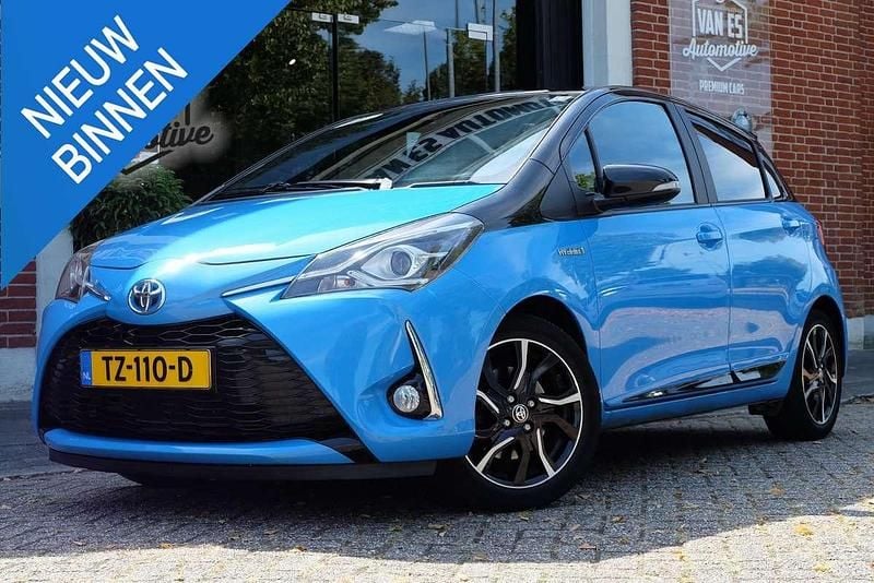 Blauw Gebruikt 2018 Toyota Yaris Hybrid Hatchback | € 15.950 (Eerlijke prijs) - Afbeelding 1/4