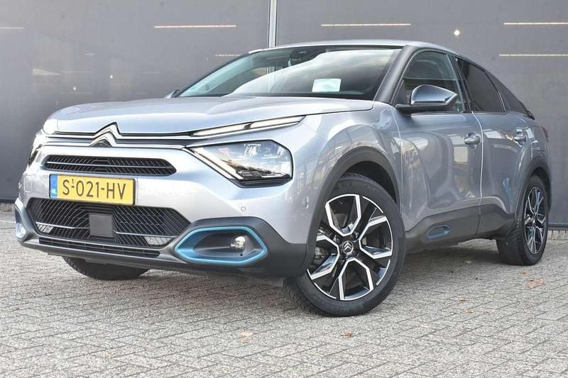 Grijs Gebruikt 2021 Citroën e-C4 Shine SUV | € 14.900 (Goede deal) - Afbeelding 1/4