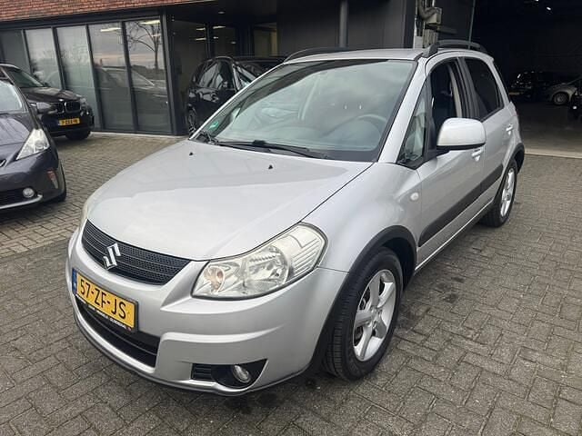 Grijs Gebruikt 2008 Suzuki SX4 MPV | € 2.595 (Goede deal) - Afbeelding 1/4