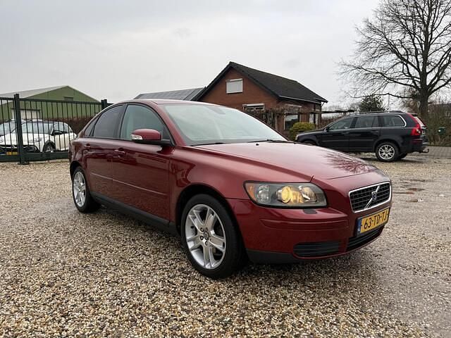 Occasion Volvo S40 101 PK (74 kW) 2006 Rood (metallic) Sedan