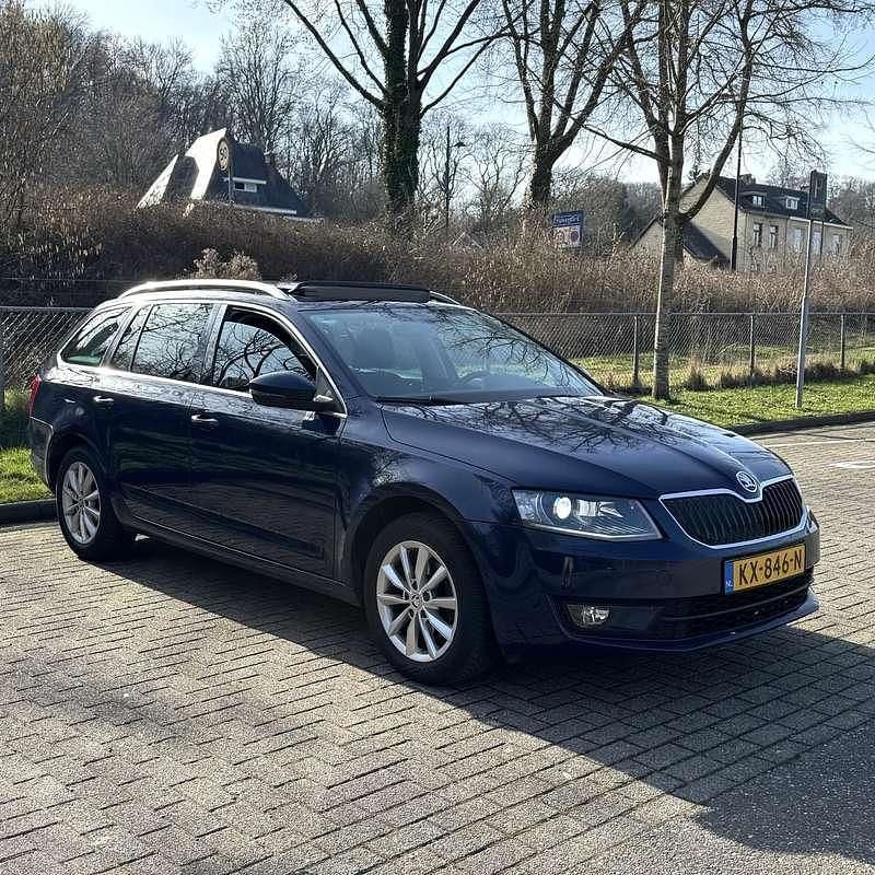 Occasion Skoda Octavia 116 PK (85 kW) 2017 Blauw Stationwagen