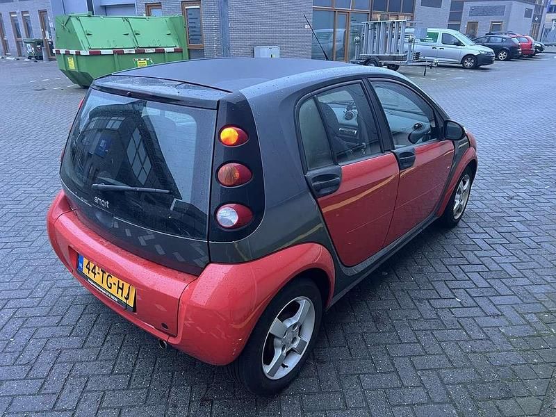 Occasion Smart ForFour 64 PK (47 kW) 2006 Rood Hatchback