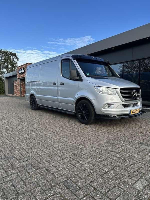 Grijs Gebruikt 2019 Mercedes Sprinter Van | € 26.950 (Eerlijke prijs) - Afbeelding 1/4