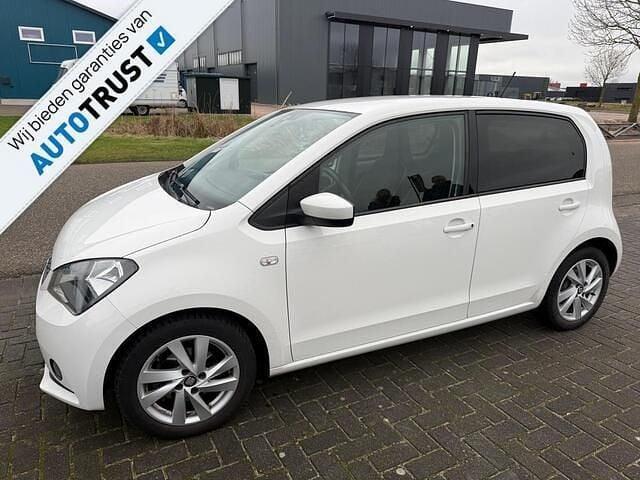 Wit Gebruikt 2015 Seat Mii CONNECT Hatchback | € 5.666 (Eerlijke prijs) - Afbeelding 1/4