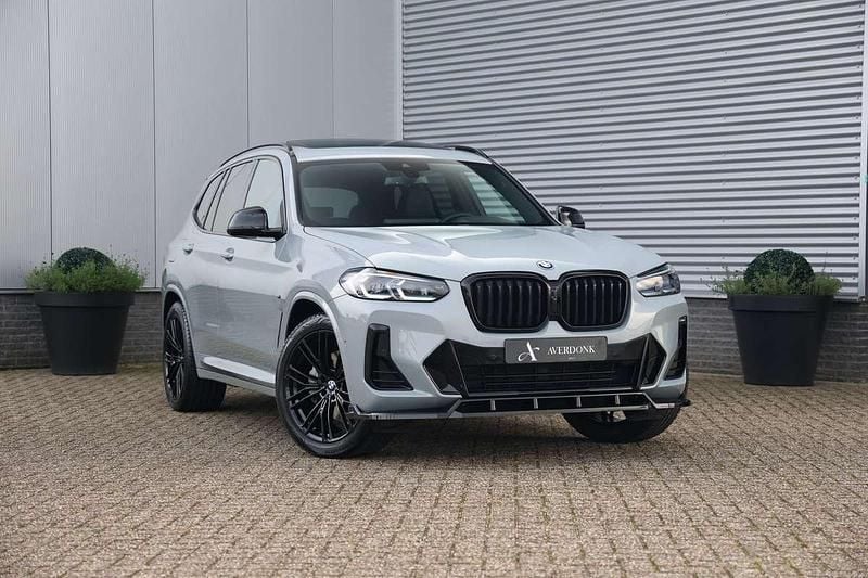 Grijs Gebruikt 2022 BMW X3 M Sport SUV | € 52.990 (Eerlijke prijs) - Afbeelding 1/4
