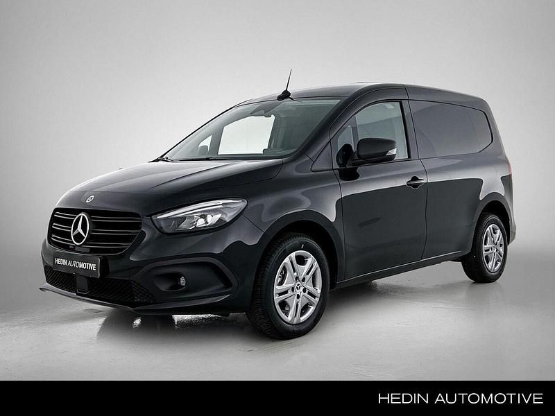 Zwart Gebruikt 2024 Mercedes Citan 112 | € 30.500 - Afbeelding 1/4