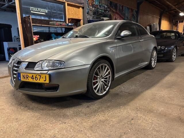 Grijs Gebruikt 2004 Alfa Romeo GT Coupé | € 7.900 (Eerlijke prijs) - Afbeelding 1/2