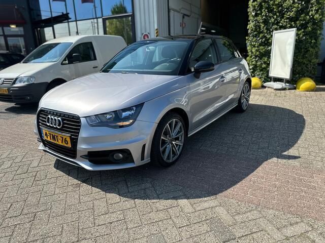 Grijs Gebruikt 2014 Audi A1 Sportback S-Line Hatchback | € 10.950 (Eerlijke prijs) - Afbeelding 1/4