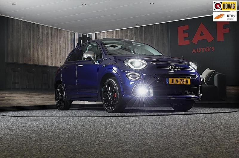 Blauw (metallic) Occasion 2024 Fiat 500 Red Cabriolet | € 28.950 (Iets duurder) - Afbeelding 1/3