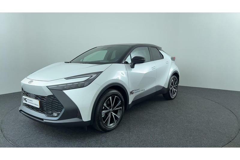 Wit Nieuw 2025 Toyota C-HR+ Edition SUV | € 44.945 (Duur) - Afbeelding 1/1