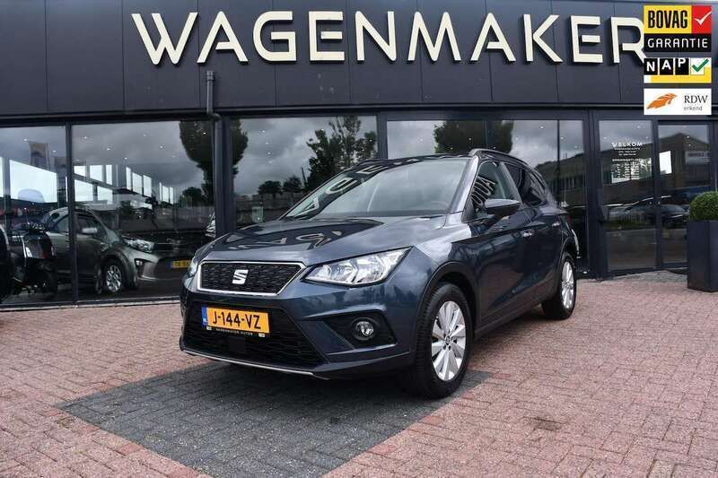 Grijs, metallic lak Gebruikt 2020 Seat Arona Business SUV | € 14.950 (Goede deal) - Afbeelding 1/4