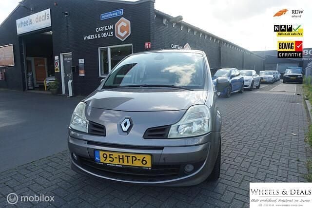 Grijs Gebruikt 2009 Renault Modus Dynamique MPV | € 2.295 (Eerlijke prijs) - Afbeelding 1/4