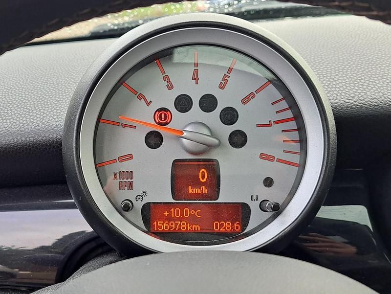 Bruin Gebruikt 2010 Mini Cooper Clubman Chili Stationwagen | € 6.500 (Iets duurder) - Afbeelding 1/4