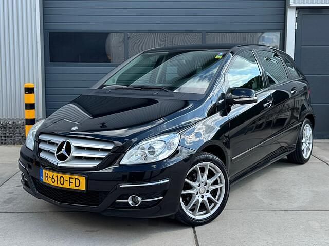 Zwart Gebruikt 2009 Mercedes B170 MPV | € 2.899 (Super prijs) - Afbeelding 1/4