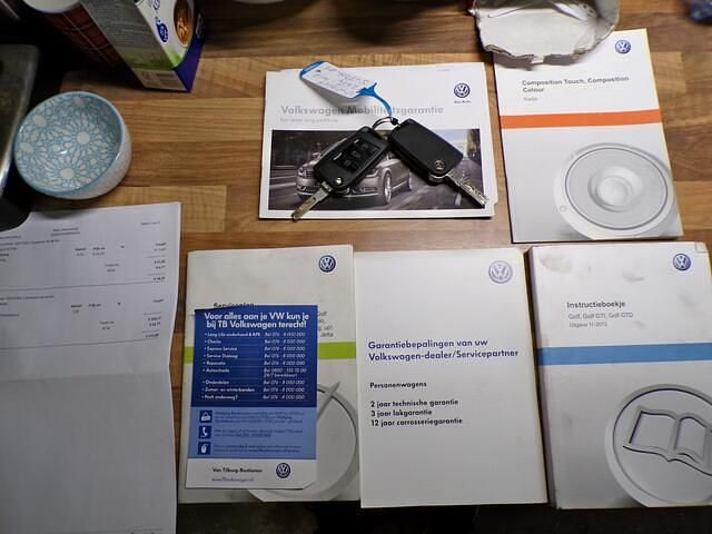 Occasion VW Golf VII Trendline 105 PK (77 kW) 2014 Wit Hatchback