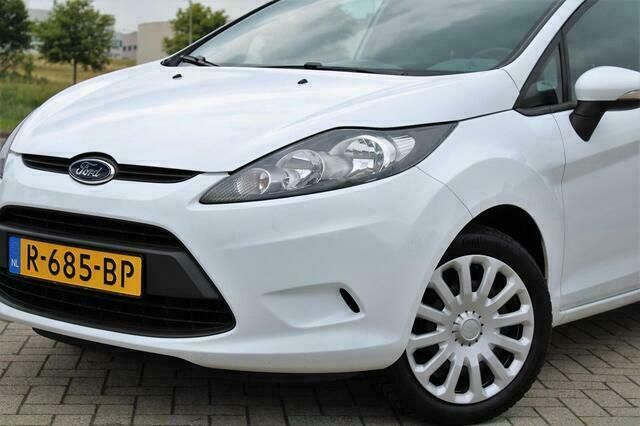 Occasion Ford Fiesta Trend 82 PK (60 kW) 2011 Wit Hatchback