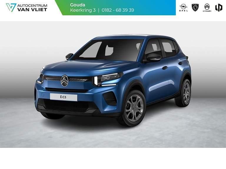 Bright blue (blauw metallic) Nieuw 2025 Citroën e-C3 Hatchback | € 22.400 (Goede deal) - Afbeelding 1/4