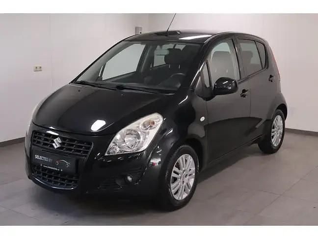 Zwart Gebruikt 2013 Suzuki Splash Exclusive Hatchback | € 7.950 (Iets duurder) - Afbeelding 1/4