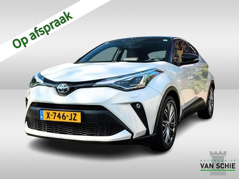 Wit, metallic lak Gebruikt 2023 Toyota C-HR Executive SUV | € 30.900 (Eerlijke prijs) - Afbeelding 1/4
