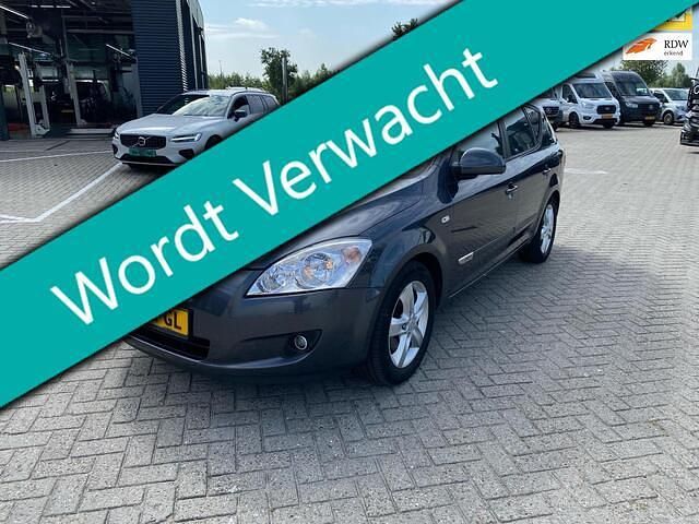 Grijs Gebruikt 2007 Kia Ceed Stationwagen | € 2.645 (Eerlijke prijs) - Afbeelding 1/4