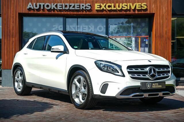 Wit Gebruikt 2019 Mercedes GLA180 Sport Edition SUV | € 25.900 (Eerlijke prijs) - Afbeelding 1/4