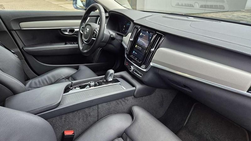 Occasion Volvo V90 Plus 197 PK (144 kW) 2023 Blauw Stationwagen