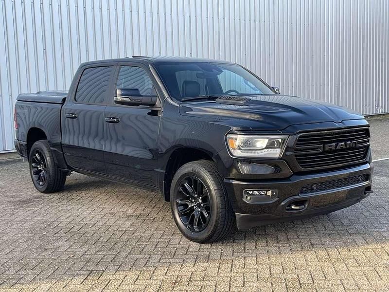 Occasion Dodge Ram 401 PK (294 kW) 2024 Zwart Pickup