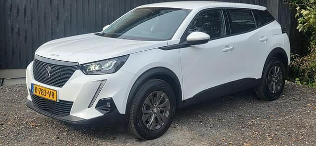 Wit Gebruikt 2021 Peugeot 2008 Active SUV | € 14.999 (Goede deal) - Afbeelding 1/4