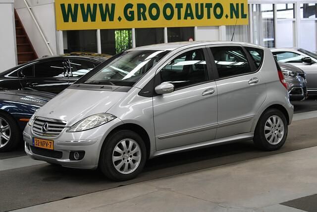 Grijs Gebruikt 2005 Mercedes A170 Avantgarde MPV | € 2.444 (Eerlijke prijs) - Afbeelding 1/4