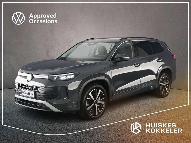 Grijs Occasion 2025 VW Tayron Edition SUV | € 46.000 (Super prijs) - Afbeelding 1/4