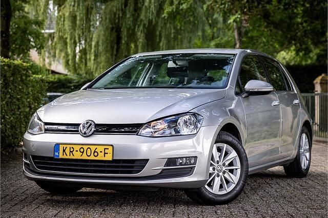 Grijs Gebruikt 2016 VW Golf VII Edition Hatchback | € 12.750 (Eerlijke prijs) - Afbeelding 1/4