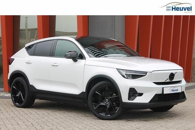 Wit Gebruikt 2022 Volvo C40 Ultimate SUV | € 36.800 - Afbeelding 1/4