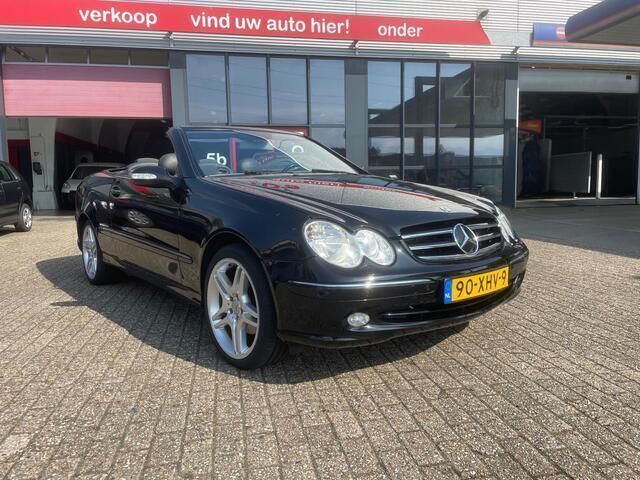 Zwart Gebruikt 2004 Mercedes 240 Elegance Cabriolet | € 8.995 - Afbeelding 1/4