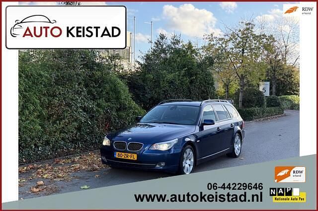 Blauw Gebruikt 2007 BMW 523 Stationwagen | € 4.750 (Eerlijke prijs) - Afbeelding 1/4