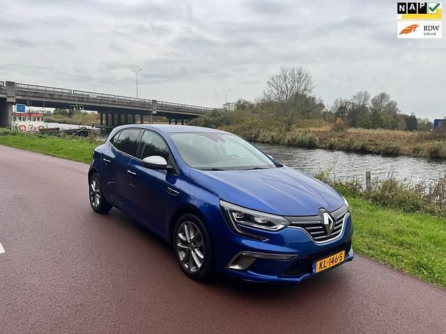 Blauw Occasion 2016 Renault Mégane GT Line Luxe Hatchback | € 9.450 (Eerlijke prijs) - Afbeelding 1/4