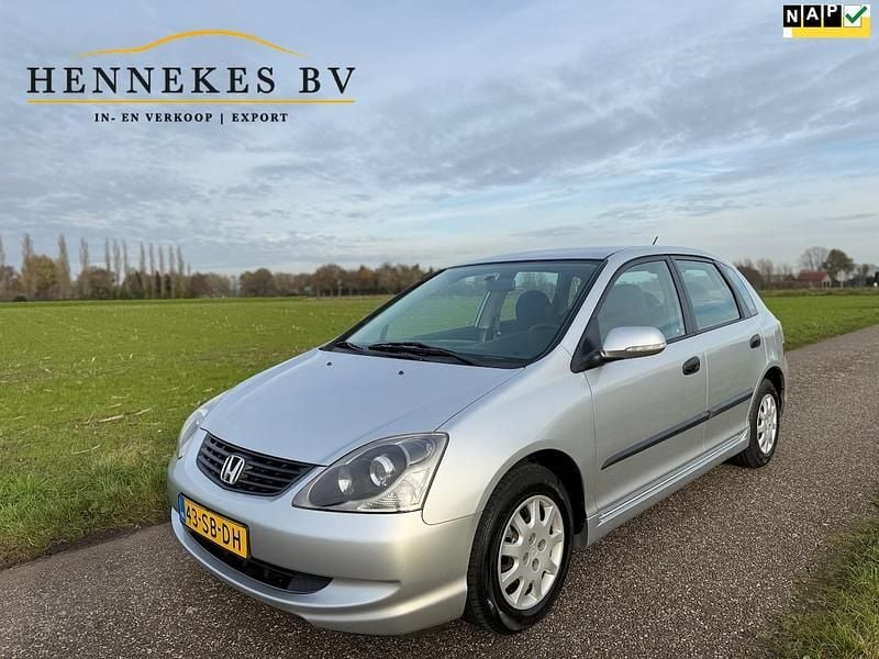 Grijs Gebruikt 2005 Honda Civic LS Hatchback | € 3.200 (Eerlijke prijs) - Afbeelding 1/4