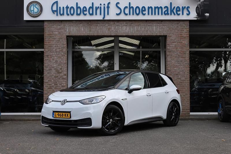 Zwart Gebruikt 2020 VW ID.3 Life Hatchback | € 20.435 (Eerlijke prijs) - Afbeelding 1/4